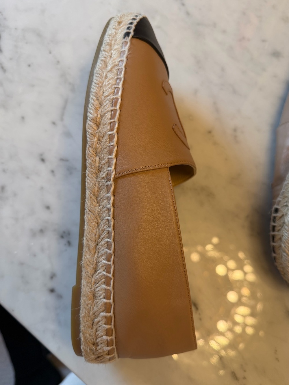Chanel CC Logo Beige & Black Leather Espadrilles - size 42 EUC - Picture 6 of 8